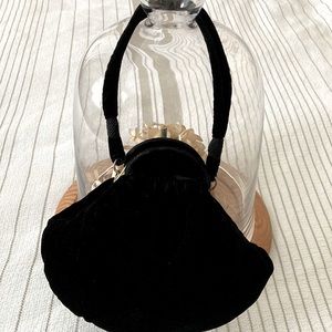 Vintage small purse black velvet
